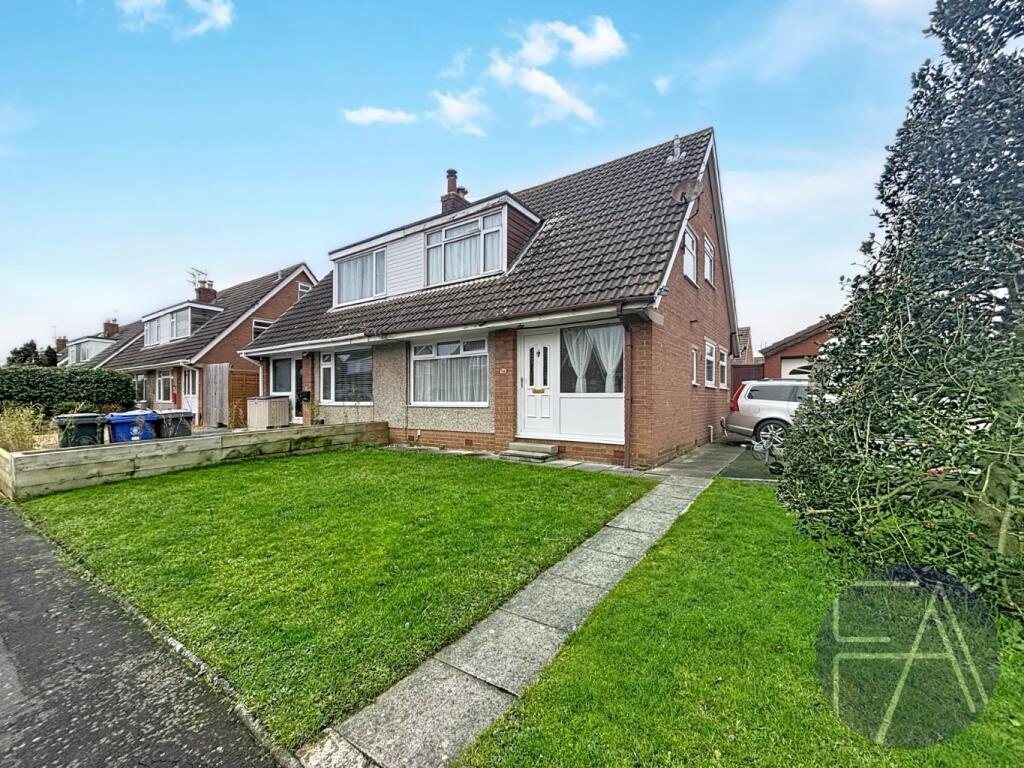 3-bed semi-detached on Abrams Fold, Southport, Lancashire, PR9 8AL, £200,000