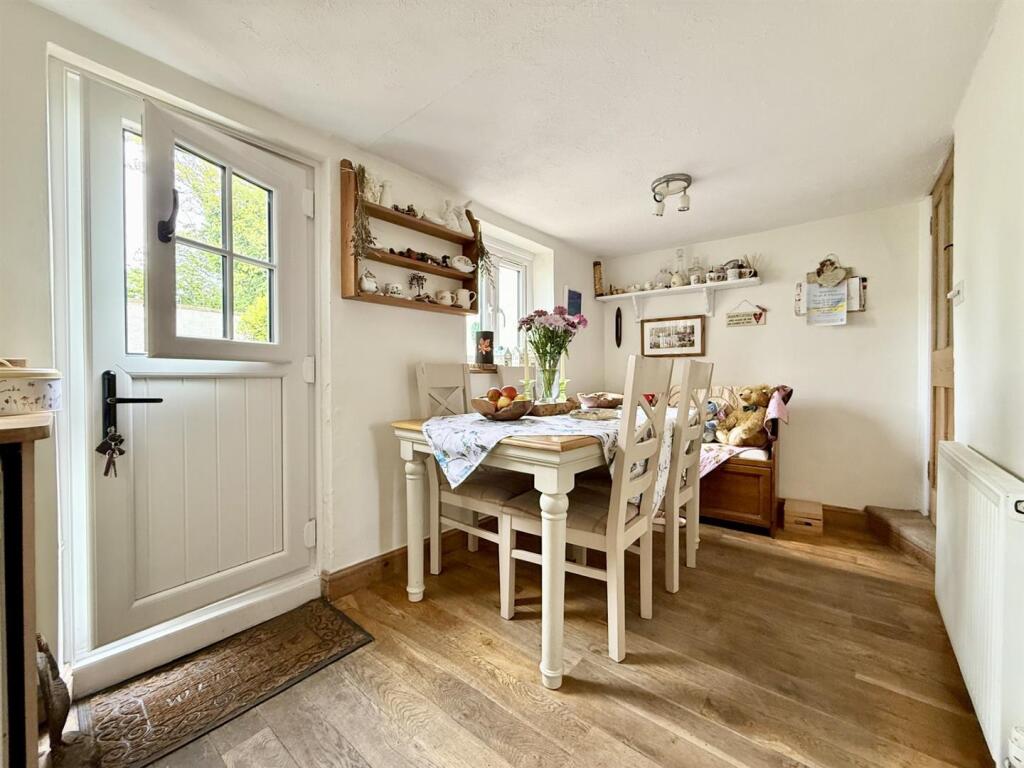 Alkerton, Eastington, Stonehouse - View 6