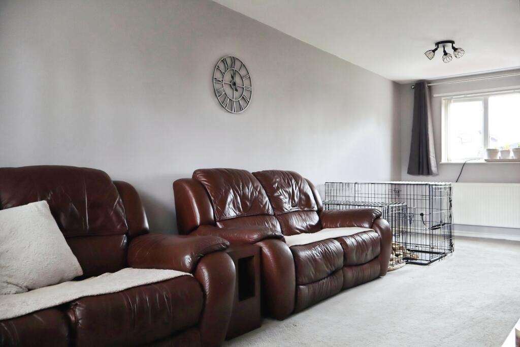 House in Chesterfield, Derbyshire - View 5