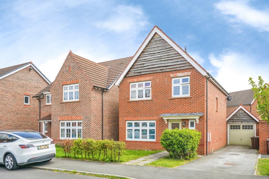 Main image of property: Malvern Mews, Wrenthorpe, Wakefield, WF1
