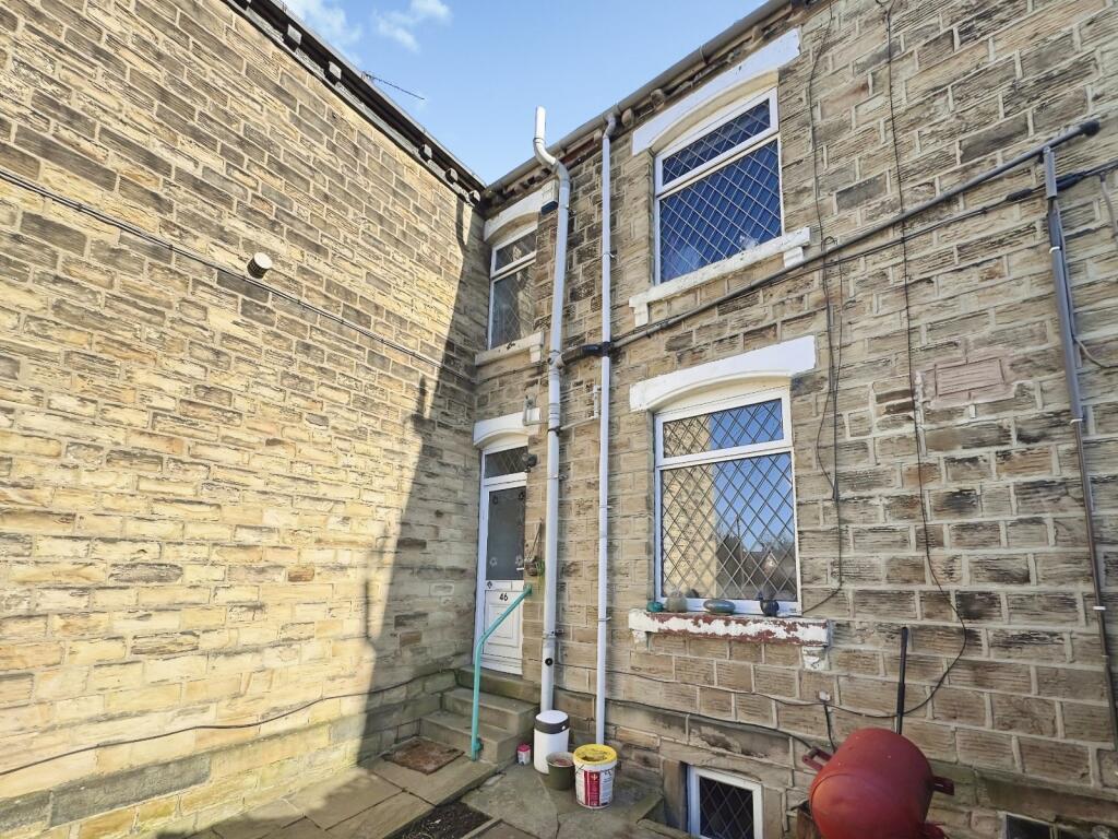 Liversedge Hall Lane, Liversedge, WF15 photo 4
