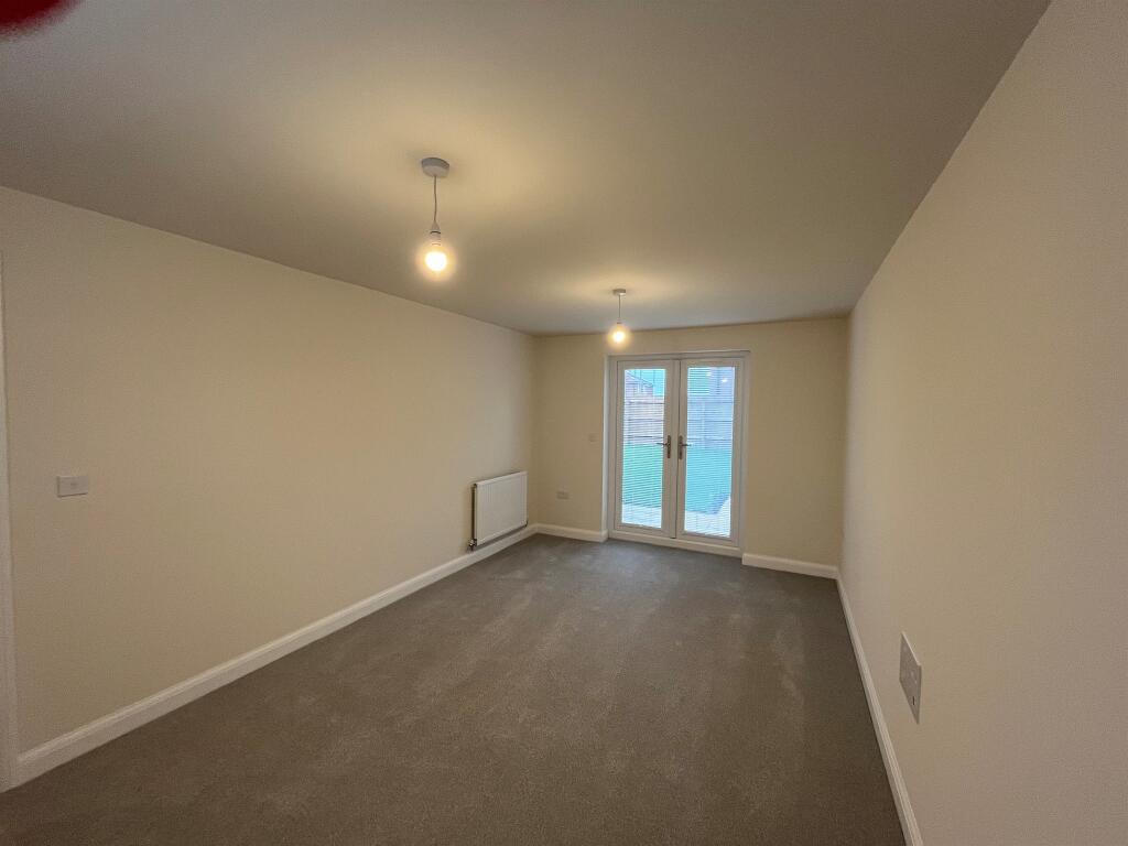 Eastrea Road, Whittlesey, Peterborough photo 4