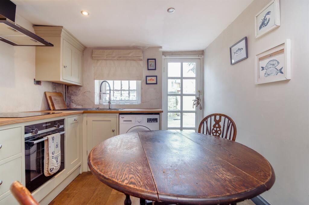 Four Ash Street, Usk - More