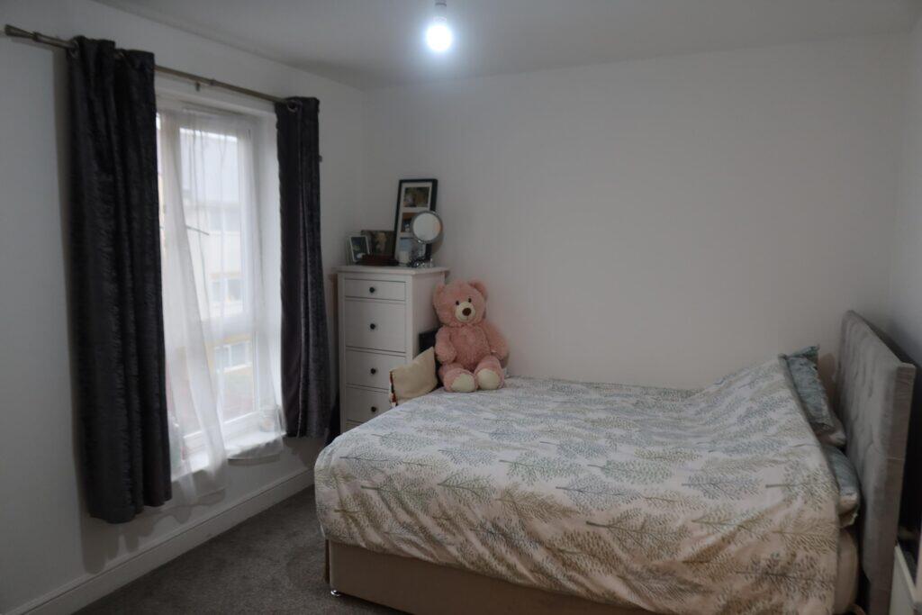 Apartment in Dartford - More