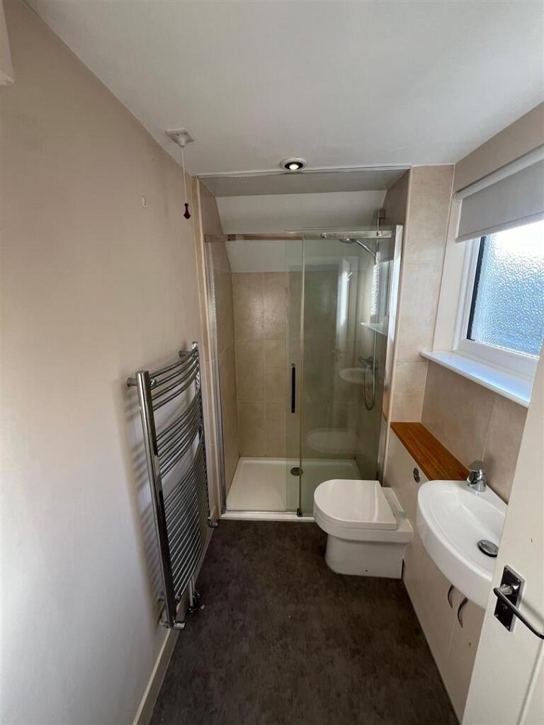 Apartment in Salisbury - View 5