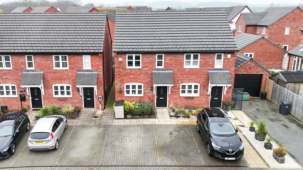2-bed terraced on Marwins Walk, Anstey, Leicester, Leicestershire, £125,000