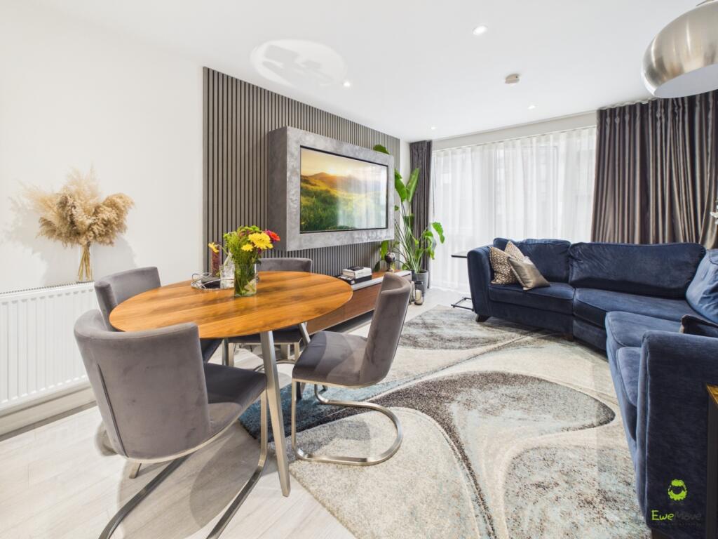 Apartment in London, Barnehurst - View 2