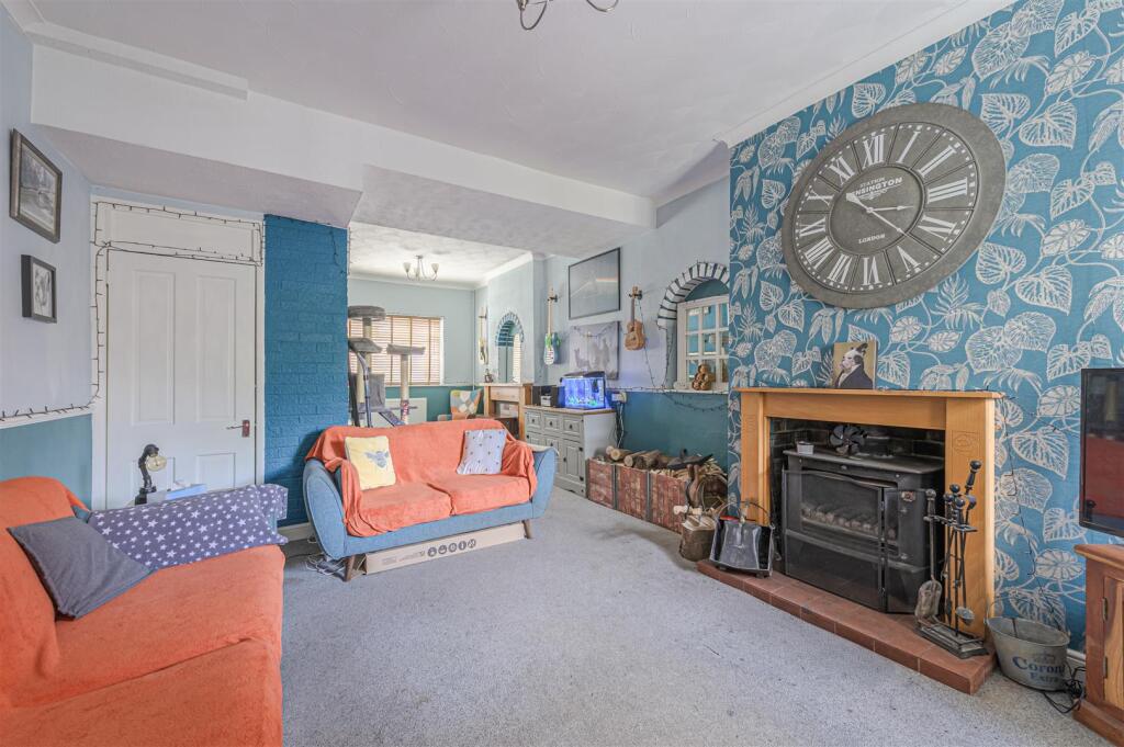 House in South Derbyshire, Woodville - View 3