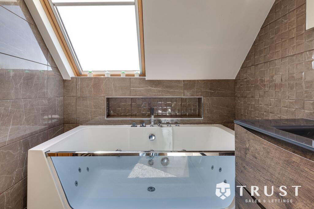 Additional image 22 of Birkenshaw Lane, Birkenshaw, BD11