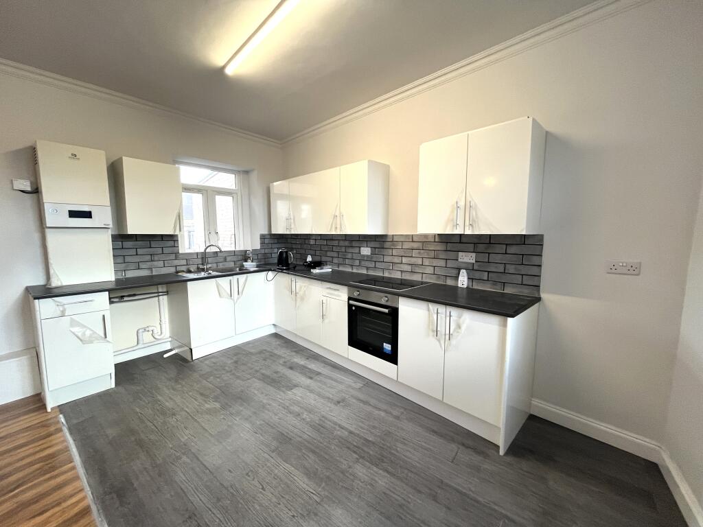 Apartment in Norwich - View 3