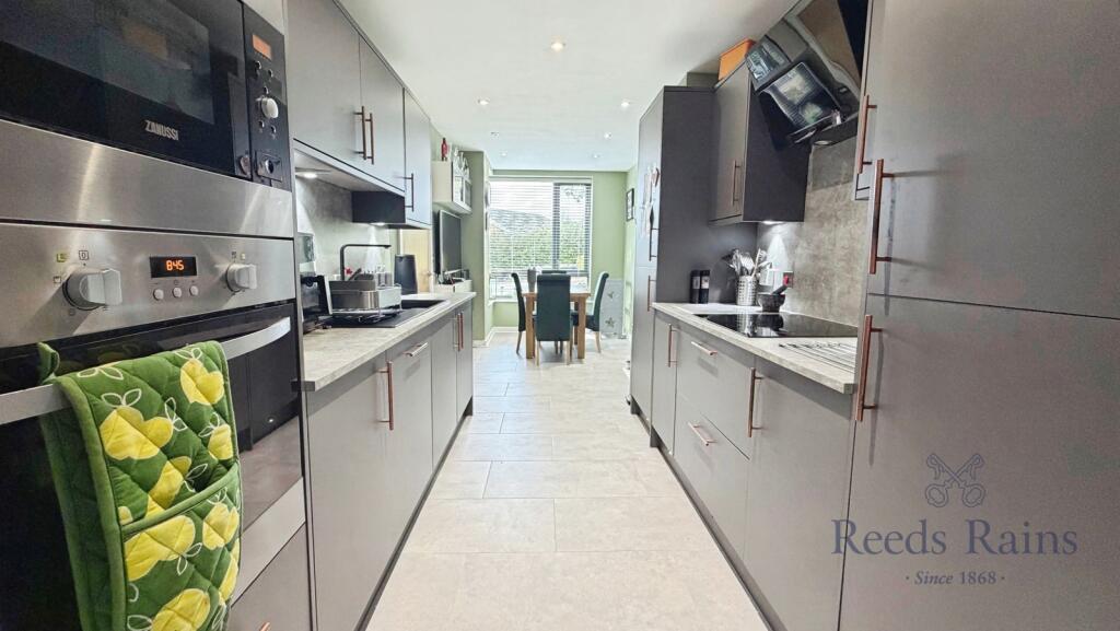 House in Durham - View 4