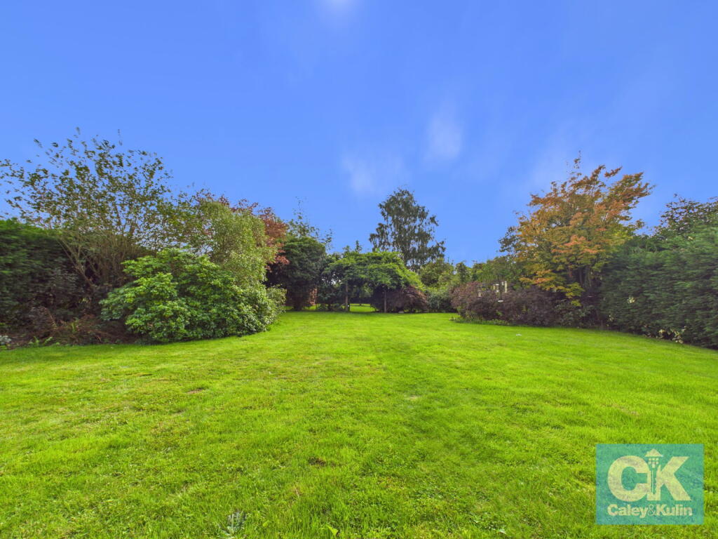 House in Stoke-on-Trent - View 3