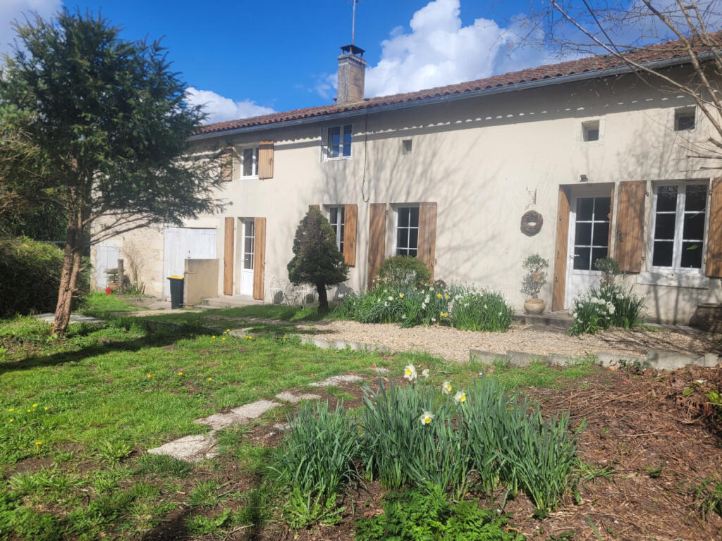 Main image of property: Poitou-Charentes, Charente, Yviers