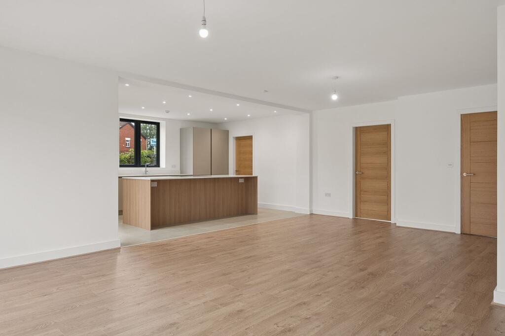 House in Stockport - View 5