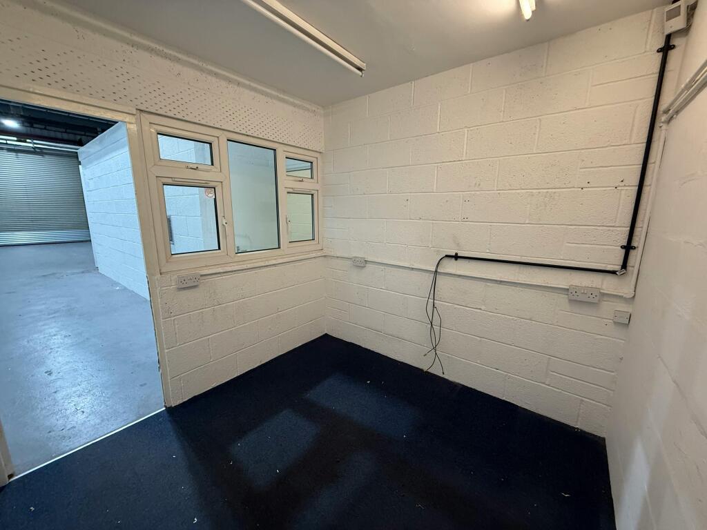 Unit 1 Office.jpeg