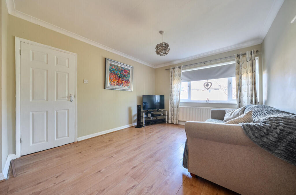House in Sevenoaks, Westerham - More
