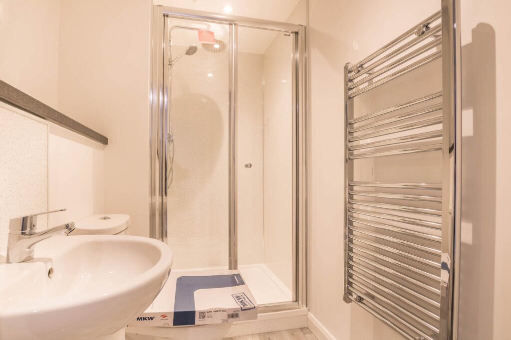 Apartment in Lancaster - More