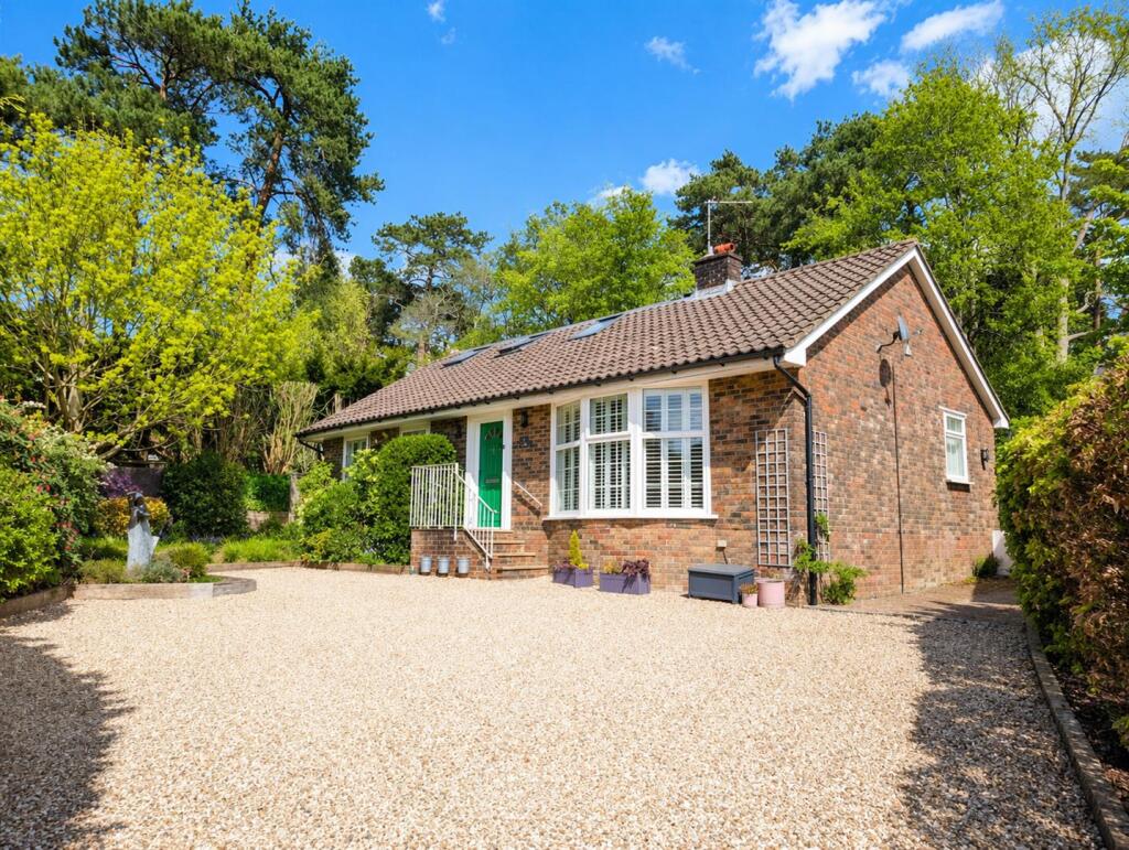 Main image of property: Eight Bells Close, Buxted, Uckfield, TN22 4JT