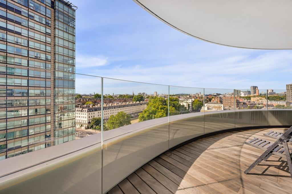 Apartment in London - View 5
