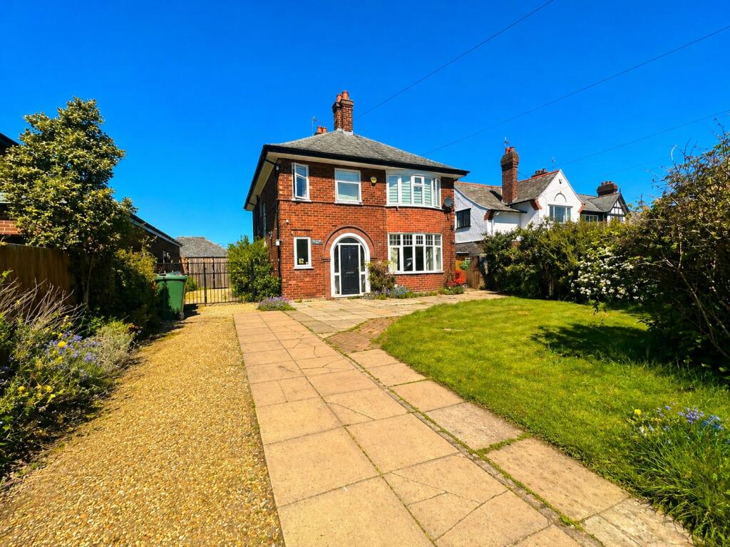 Main image of property: Lache Lane, Chester, Cheshire, CH4