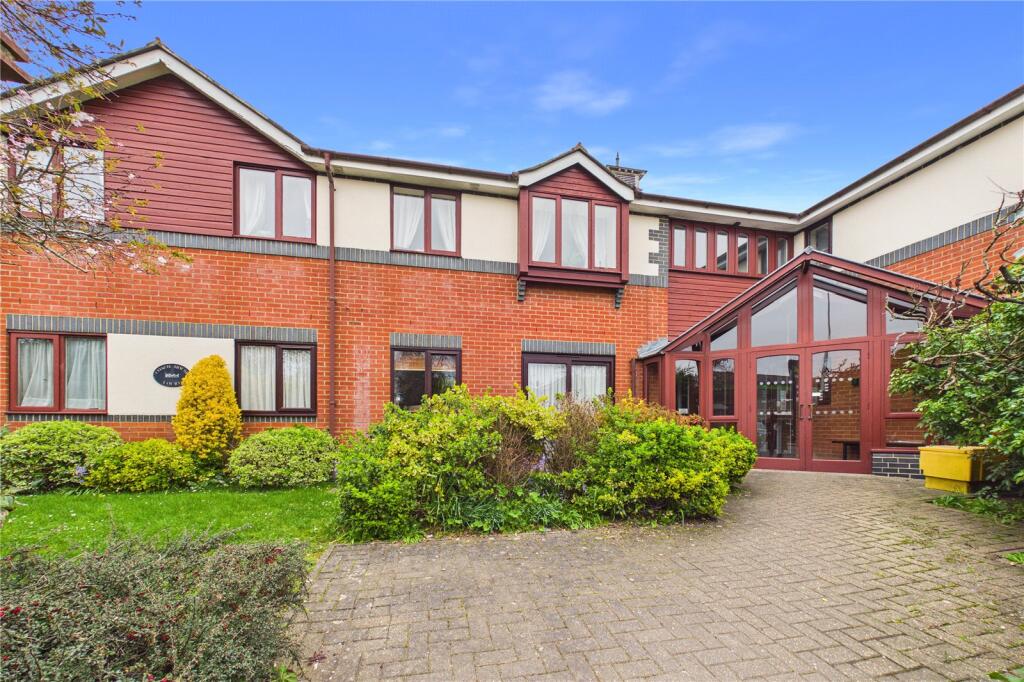 Main image of property: Reading Road, Pangbourne, Reading, Berkshire, RG8