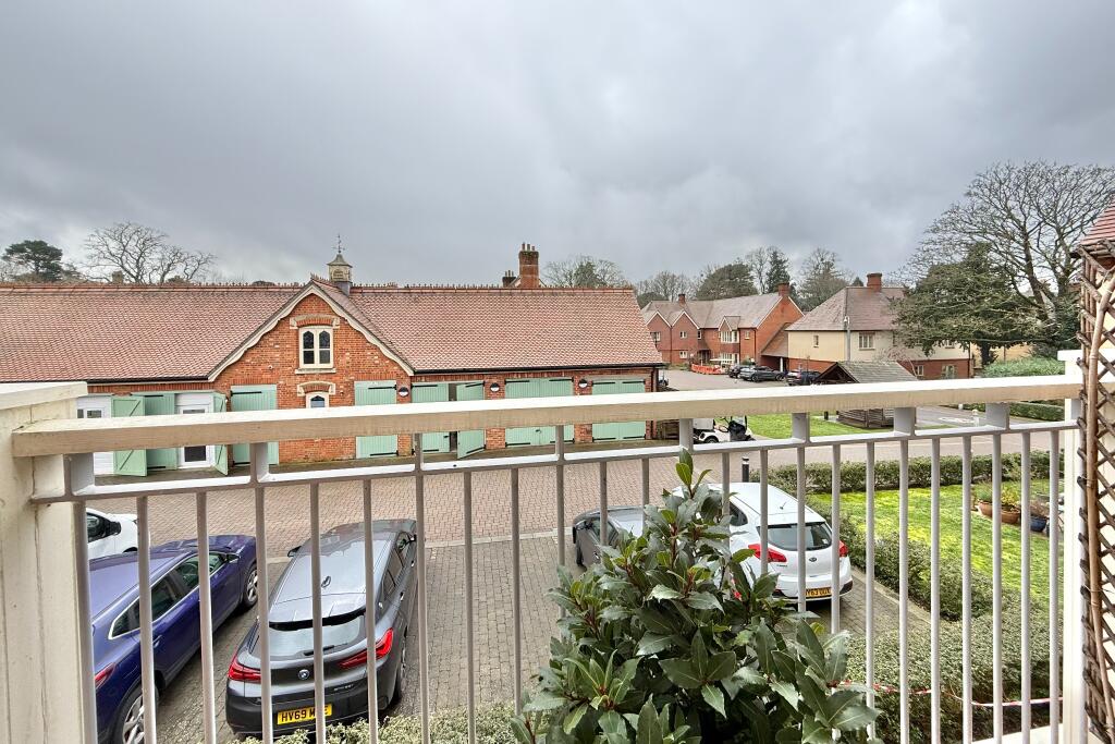 11 Walter Lane, Bishopstoke Park Retirement Village photo 3
