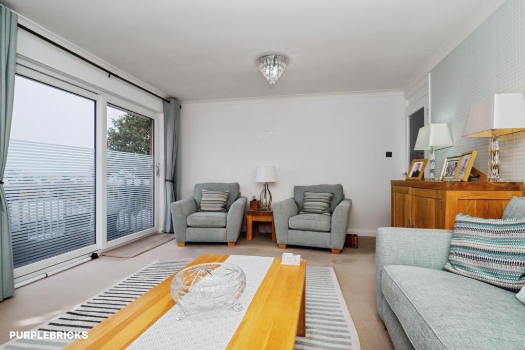Apartment in Canterbury - View 3