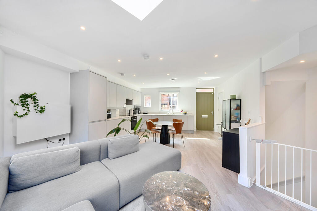 House in London, Temple Fortune - View 5