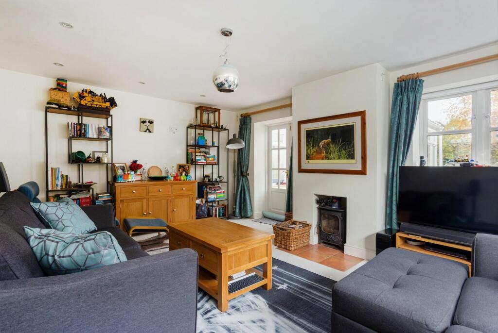 House in Shrewton - View 2