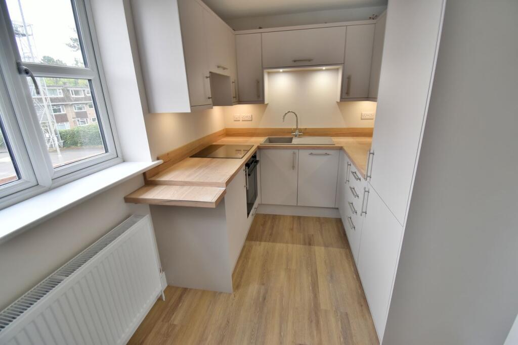 Apartment in Bournemouth - View 2