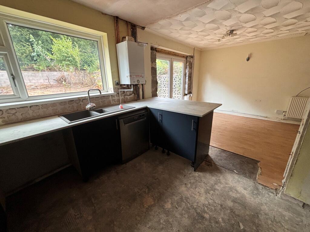 House in Caerphilly, Denscombe, St Martins - View 5