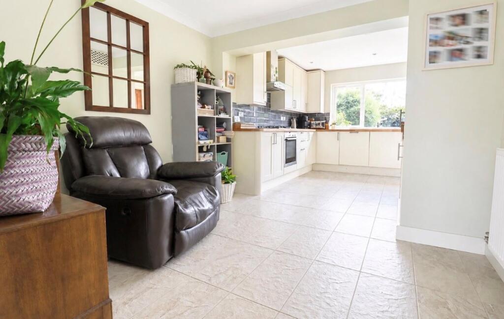 House in Leicester - More