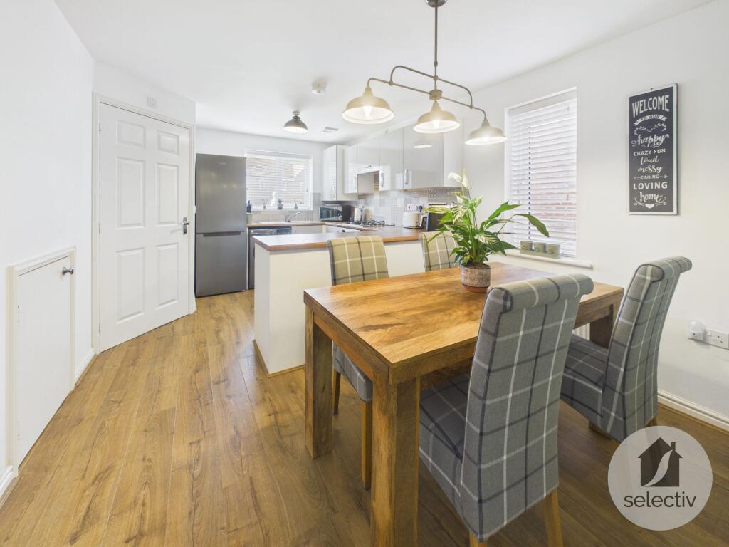Middle Gill Close, Loftus, TS13 photo 2