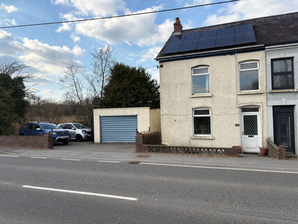 Main image of property: Pontardulais Road, Tycroes, SA18 3RD
