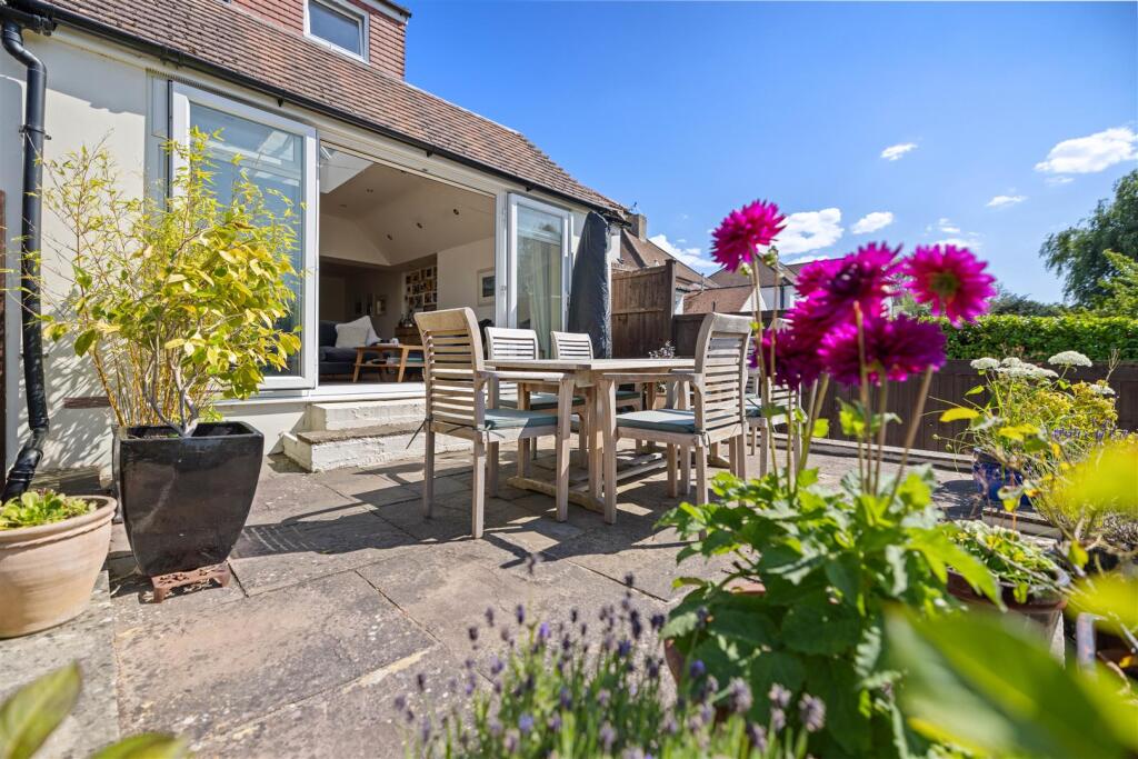 Main image of property: The Causeway, Petersfield