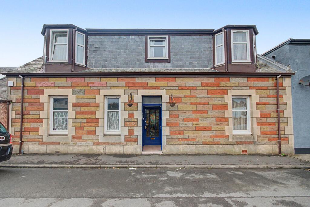Main image of property: 52 Wilson Street, Girvan, KA26 9AS