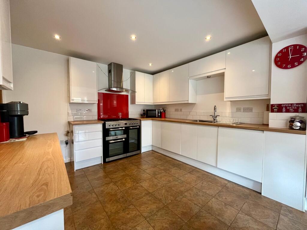 Burwell Reach, Botolph Green, Peterborough, PE2 photo 3