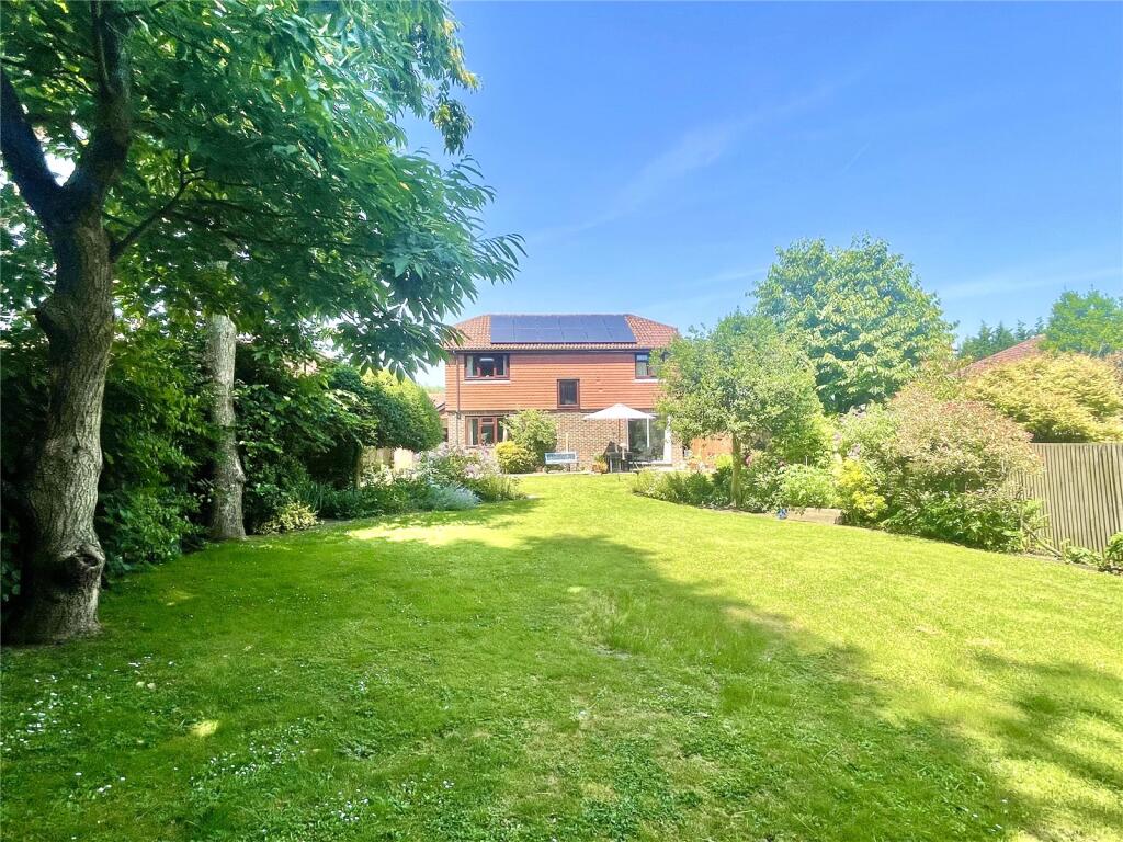 Main image of property: Willowdale Close, Stroud, Petersfield, Hampshire