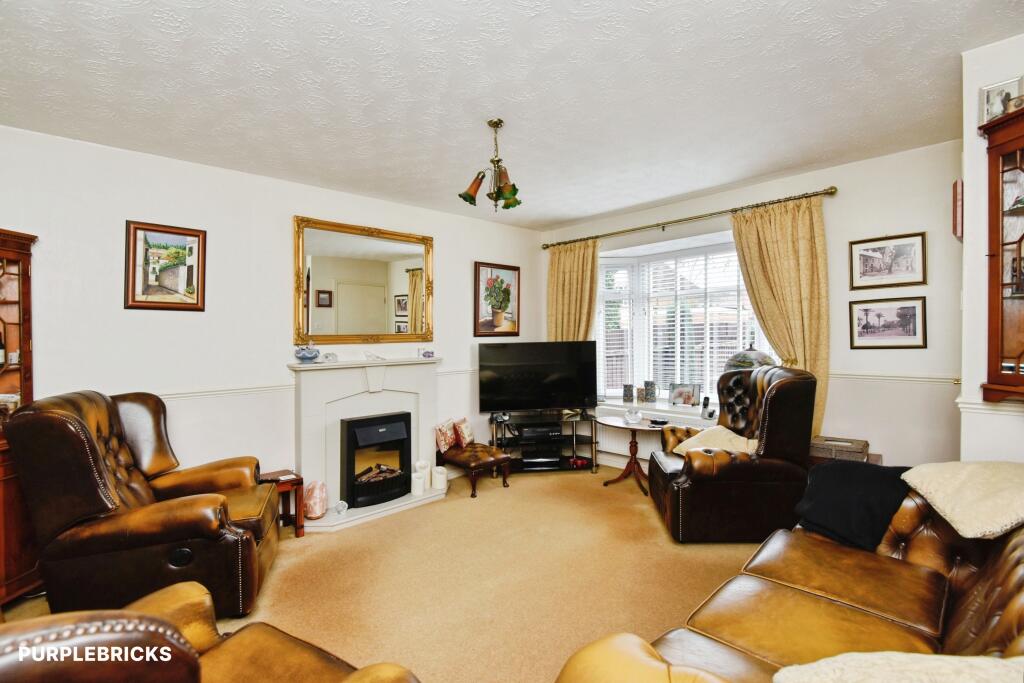 House in Stoke-on-Trent - View 4