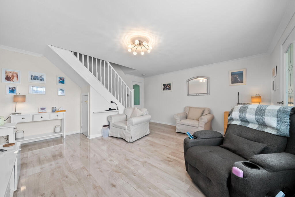 Bonnyvale Place, Bonnybridge, Falkirk photo 4