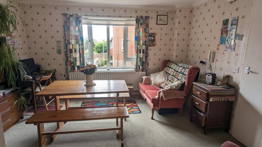 Silver Street, Wells, BA5 photo 3