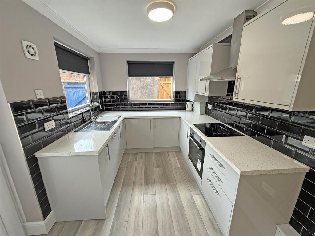 House in Newcastle upon Tyne - View 4