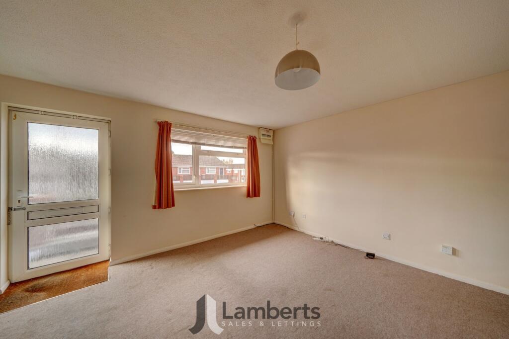 Apartment in Worcester, Perdiswell - View 3