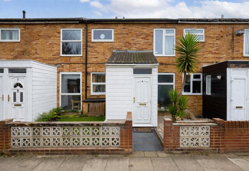 Main image of property: Dunston Road, London, SW11