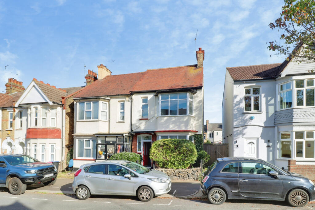 Main image of property: Hildaville Drive, Westcliff-on-sea, SS0