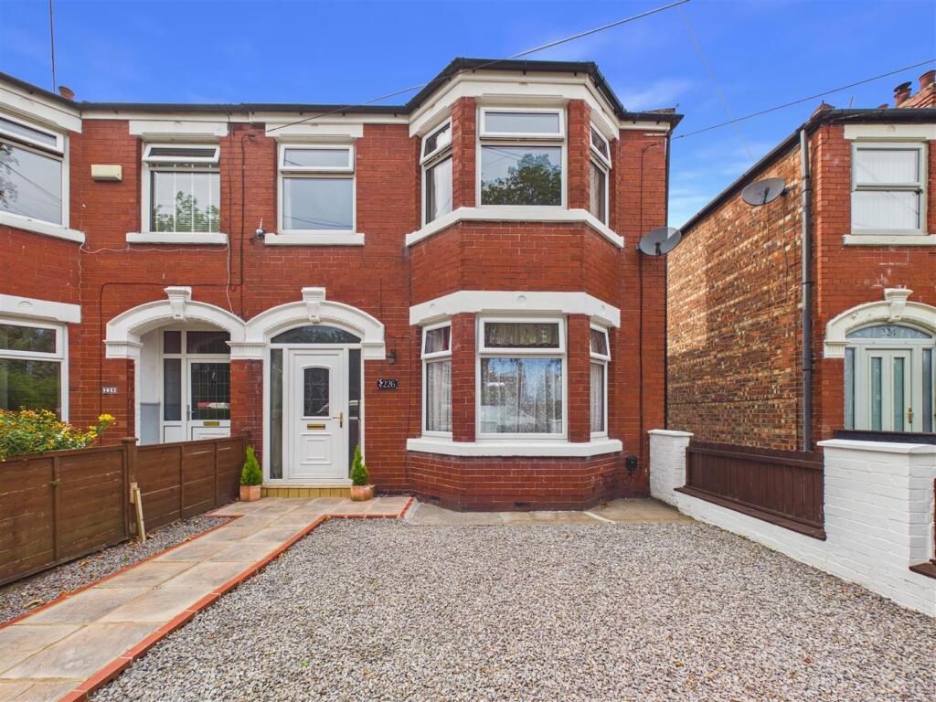 Main image of property: Pickering Road, Hull