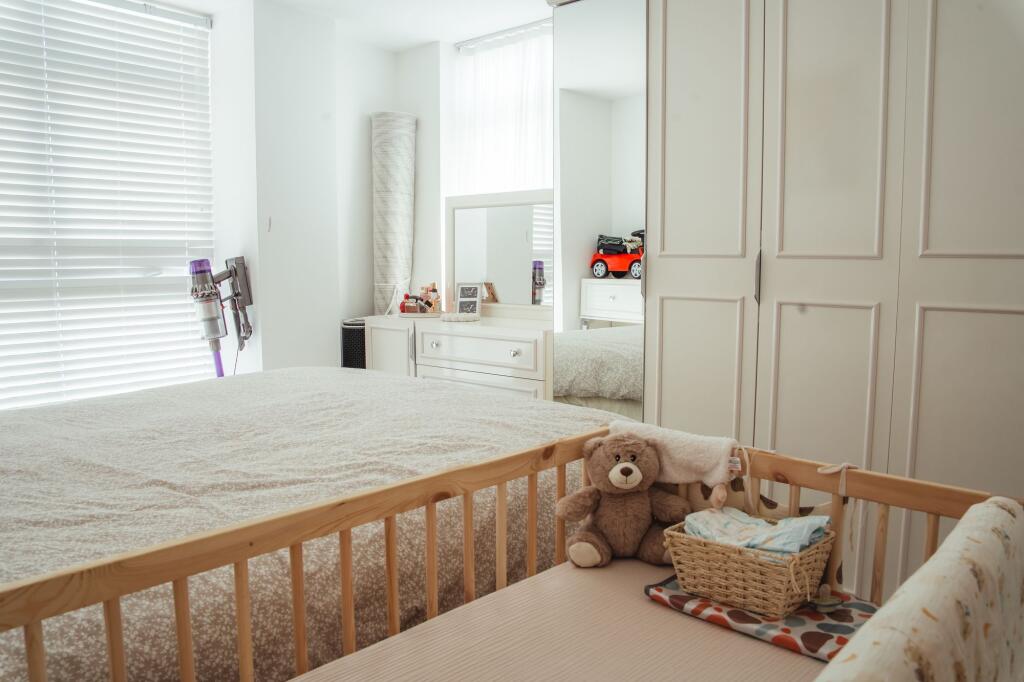 Apartment in Harlow, Essex - View 3