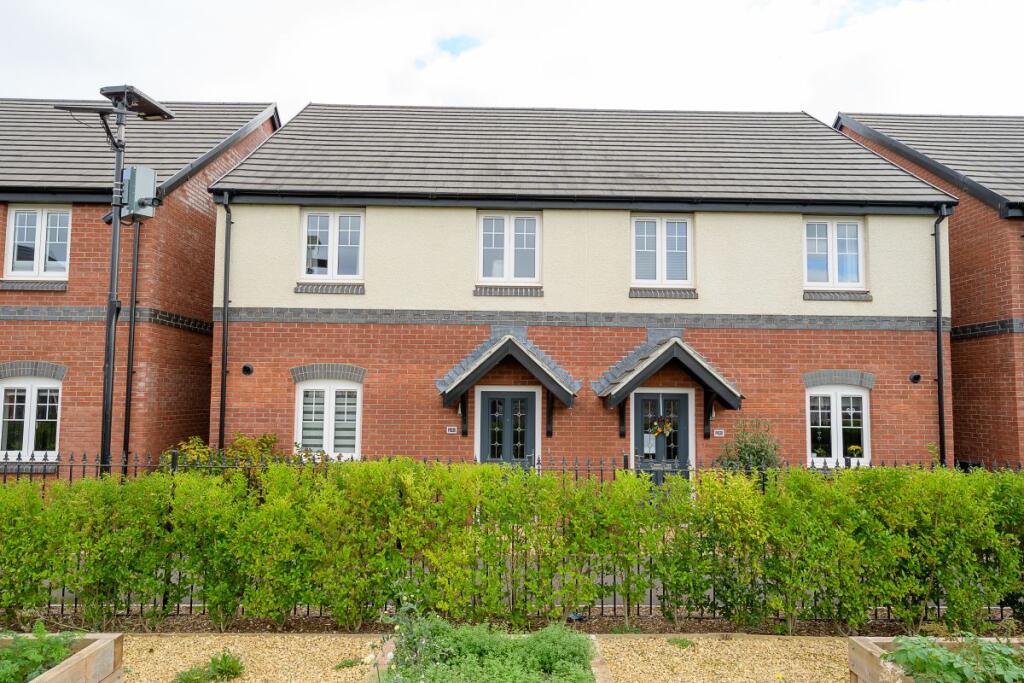 3-bed semi-detached on Frillbank Road (40% SHARED OWNERSHIP), £108,000