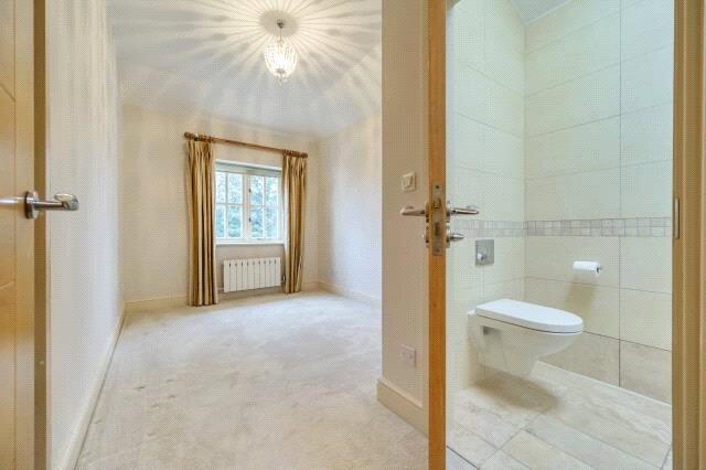 House in South Oxfordshire, Henley-on-Thames - More