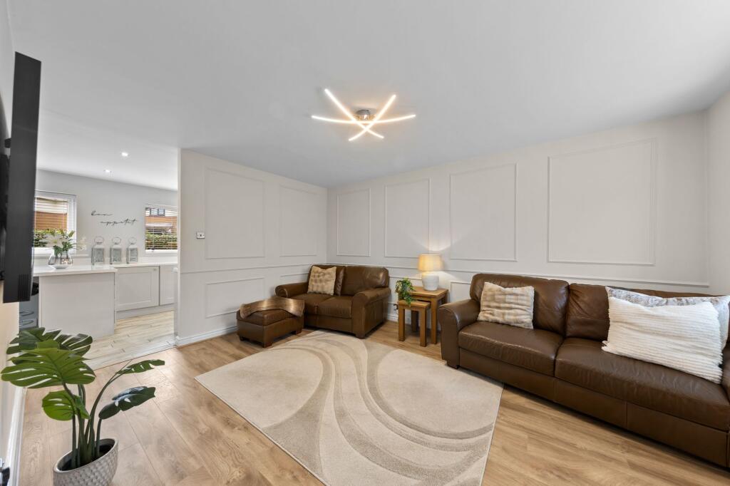 Flaxley Close, Birchwood, WA3 – další